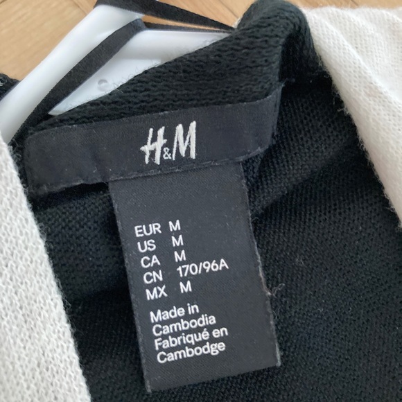 H&M striped cardigan black white flowy waterfall - Picture 3 of 4